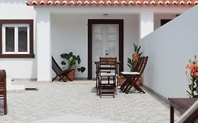 Azenhas Do Mar Roadside House