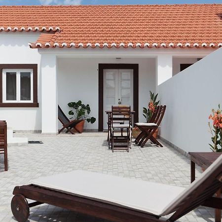 Willa Azenhas Do Mar Roadside House Colares Zewnętrze zdjęcie